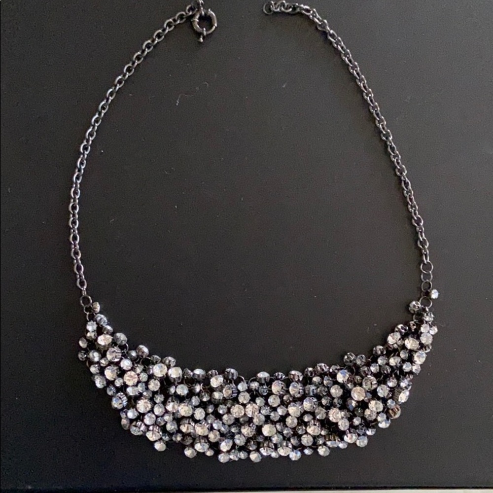 Beautiful necklace! STATEMENT PIECE